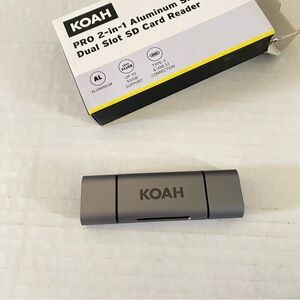 KOAH PRO 2-in-1 Aluminum Shell Dual Slot SD Card Reader